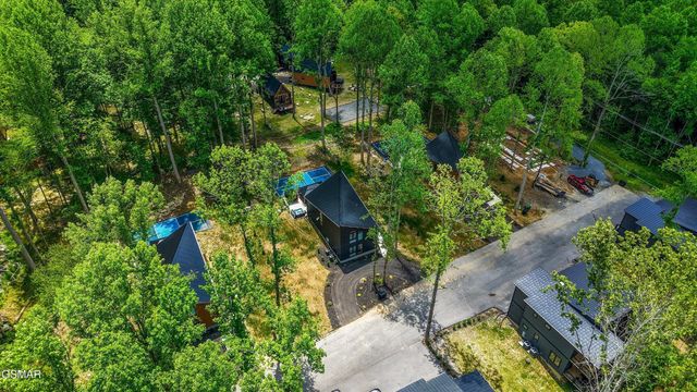 4142 Fontaine Way, Gatlinburg, TN 37738