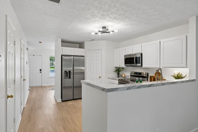 3093 Harpeth Springs Dr, Nashville, TN 37221