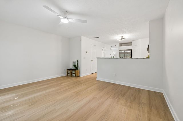 3093 Harpeth Springs Dr, Nashville, TN 37221