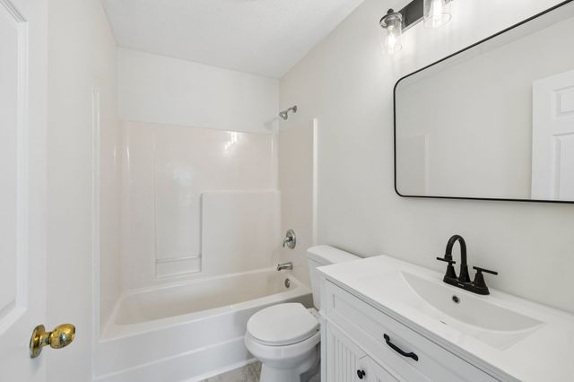 3093 Harpeth Springs Dr, Nashville, TN 37221