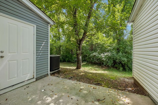 3093 Harpeth Springs Dr, Nashville, TN 37221