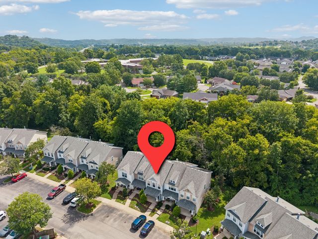 3093 Harpeth Springs Dr, Nashville, TN 37221