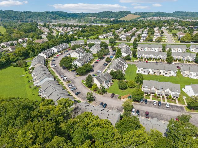 3093 Harpeth Springs Dr, Nashville, TN 37221