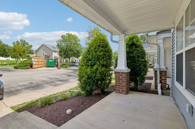 3093 Harpeth Springs Dr, Nashville, TN 37221