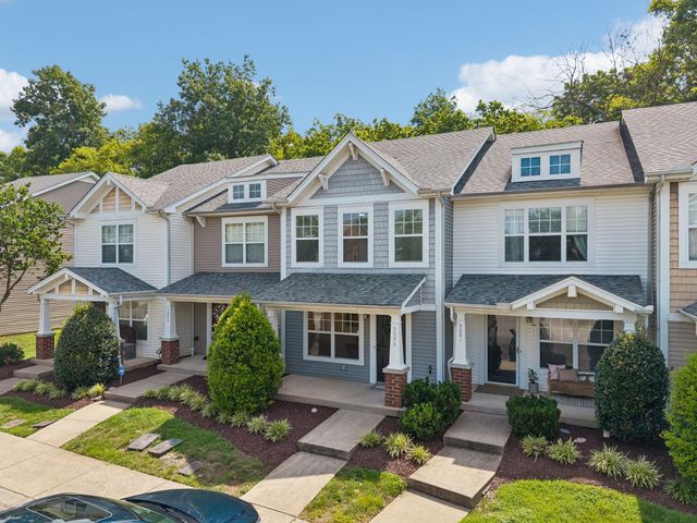3093 Harpeth Springs Dr, Nashville, TN 37221