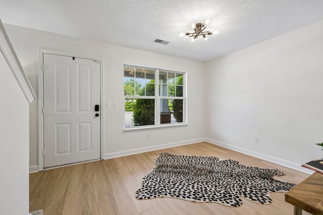 3093 Harpeth Springs Dr, Nashville, TN 37221