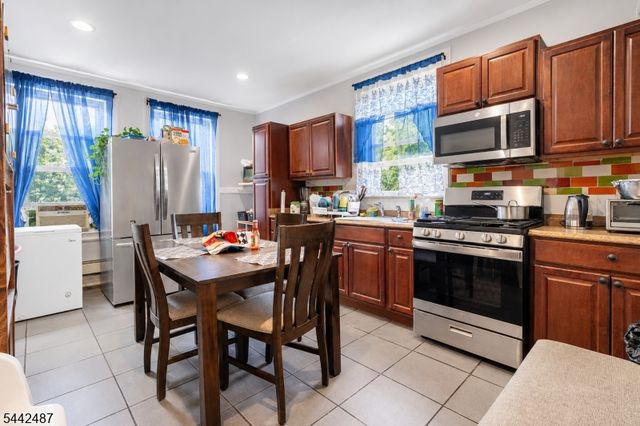 41 20Th Ave, Irvington Twp., NJ 07111
