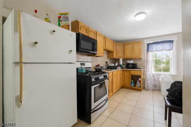 41 20Th Ave, Irvington Twp., NJ 07111