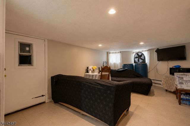 41 20Th Ave, Irvington Twp., NJ 07111