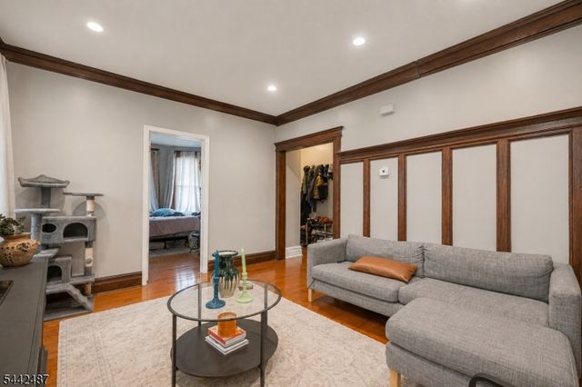 41 20Th Ave, Irvington Twp., NJ 07111