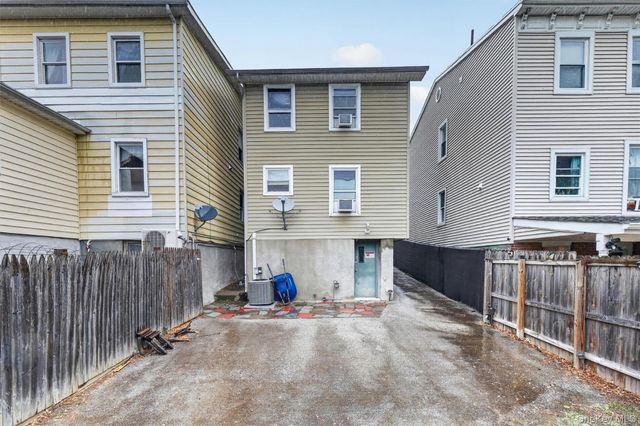 367 1st Street, Newburgh, NY 12550