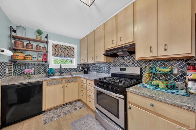 367 1st Street, Newburgh, NY 12550