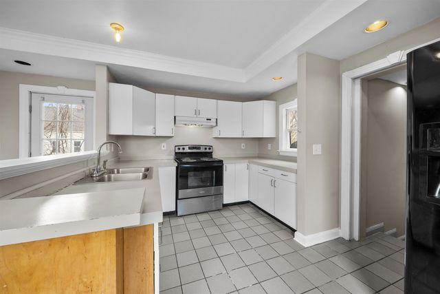 7 Elliott Street, Laconia, NH 03246