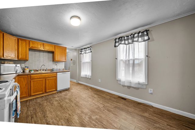7 Elliott Street, Laconia, NH 03246