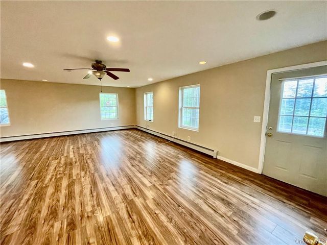 1291 Burlingham Road, Pine Bush, NY 12566