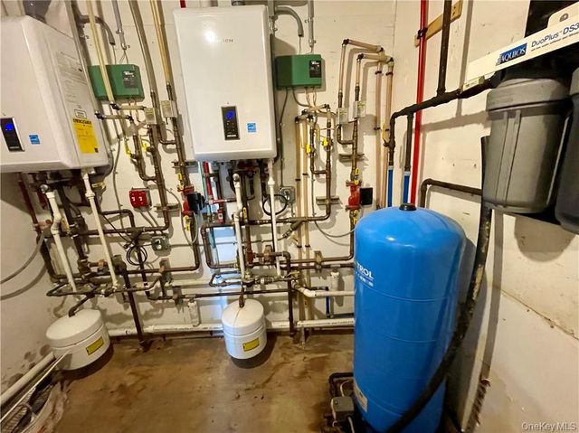 1291 Burlingham Road, Pine Bush, NY 12566