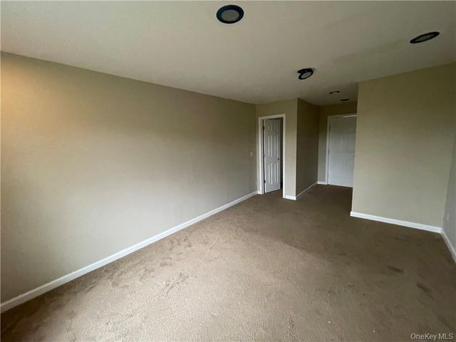 1291 Burlingham Road, Pine Bush, NY 12566