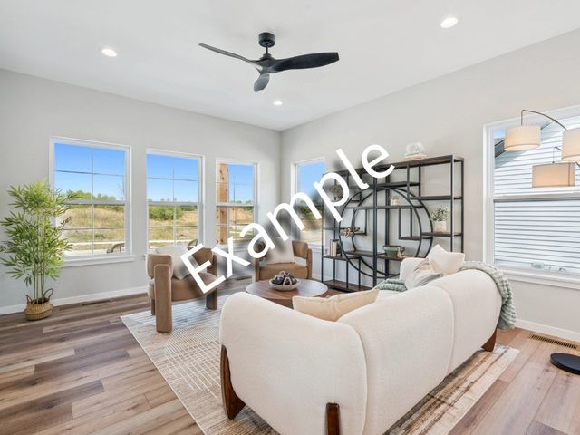 1305 Frontier Loop, Iowa City, IA 52246