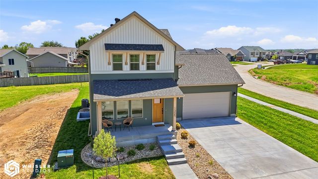 1305 Frontier Loop, Iowa City, IA 52246