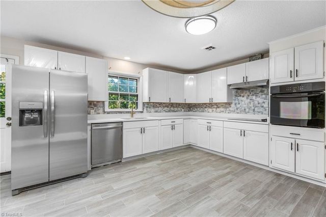 4210 Niblick Drive, Pfafftown, NC 27040