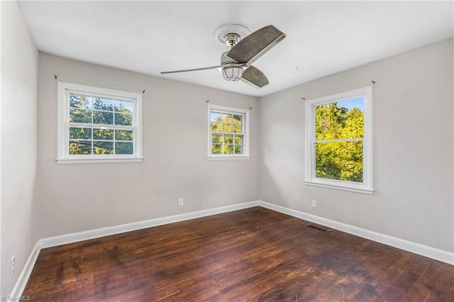 4210 Niblick Drive, Pfafftown, NC 27040