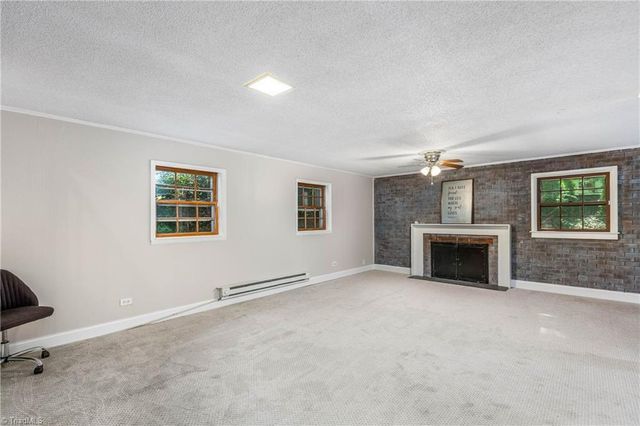 4210 Niblick Drive, Pfafftown, NC 27040