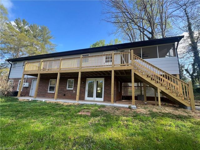 4210 Niblick Drive, Pfafftown, NC 27040