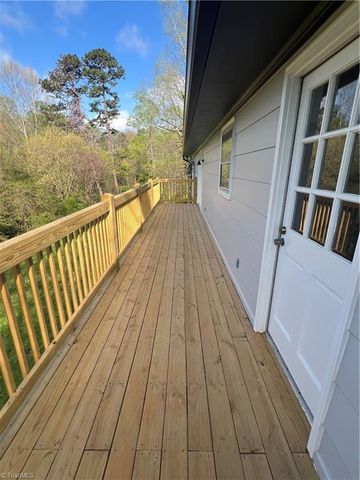 4210 Niblick Drive, Pfafftown, NC 27040