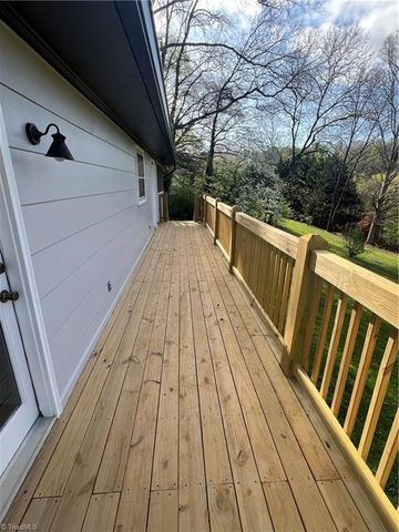 4210 Niblick Drive, Pfafftown, NC 27040