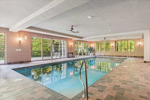 493 Hazel Avenue, Highland Park, IL 60035