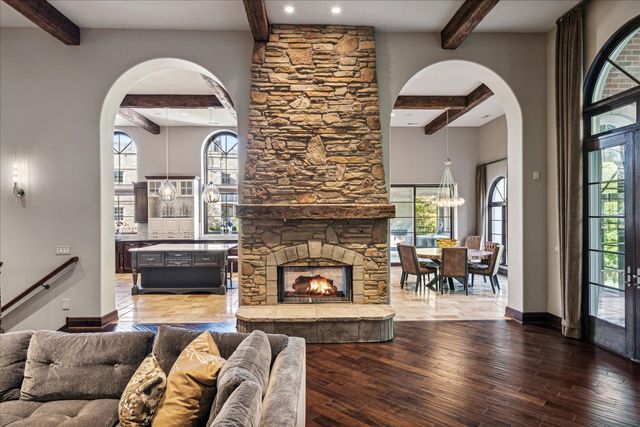 493 Hazel Avenue, Highland Park, IL 60035