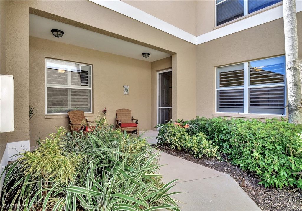 849 Carrick Bend CIR 102, Naples, FL 34110