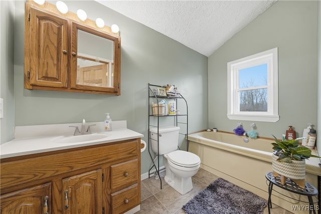 16530 Woodchuck, Kendall, NY 14476