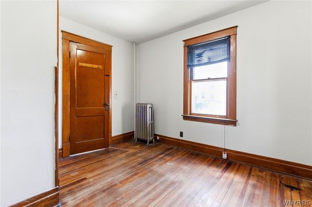 1427 Fort Avenue, Niagara Falls, NY 14303