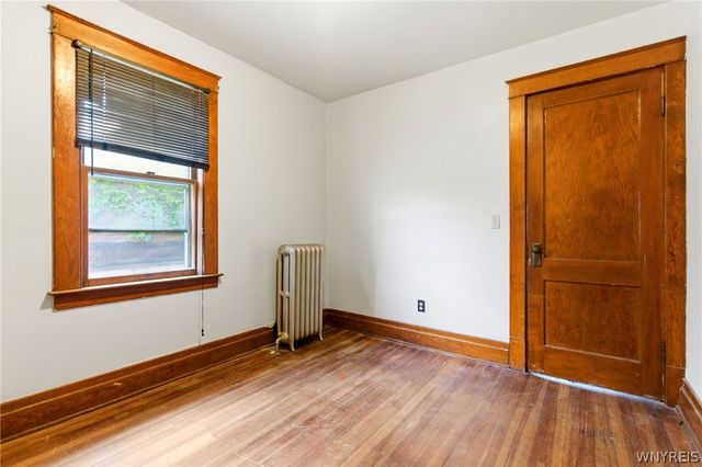 1427 Fort Avenue, Niagara Falls, NY 14303
