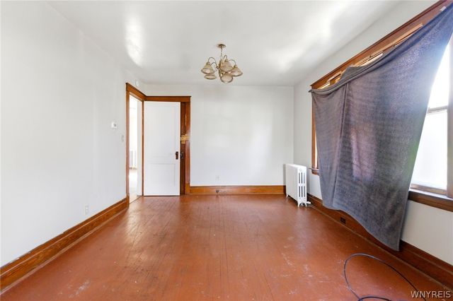 1427 Fort Avenue, Niagara Falls, NY 14303