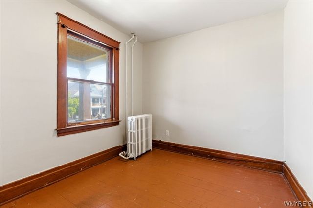 1427 Fort Avenue, Niagara Falls, NY 14303