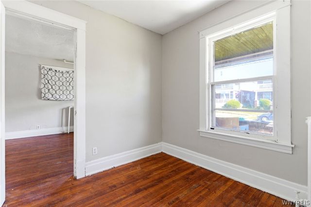 1427 Fort Avenue, Niagara Falls, NY 14303