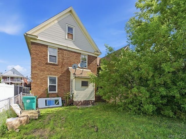 1427 Fort Avenue, Niagara Falls, NY 14303