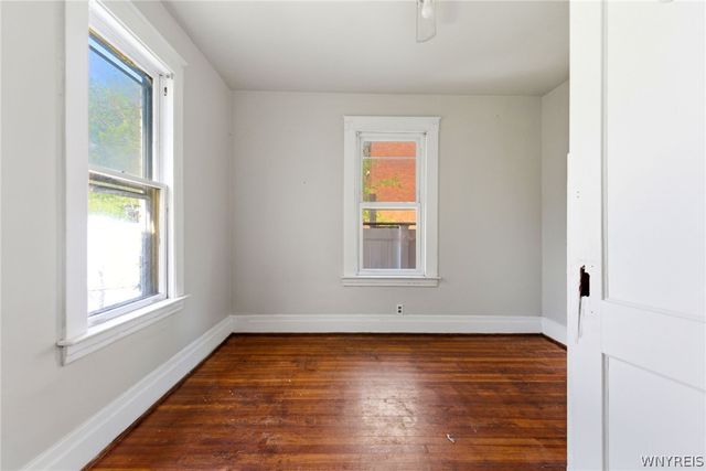 1427 Fort Avenue, Niagara Falls, NY 14303