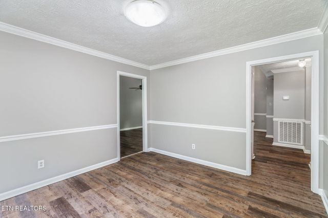 10921 Sallings Rd, Knoxville, TN 37922