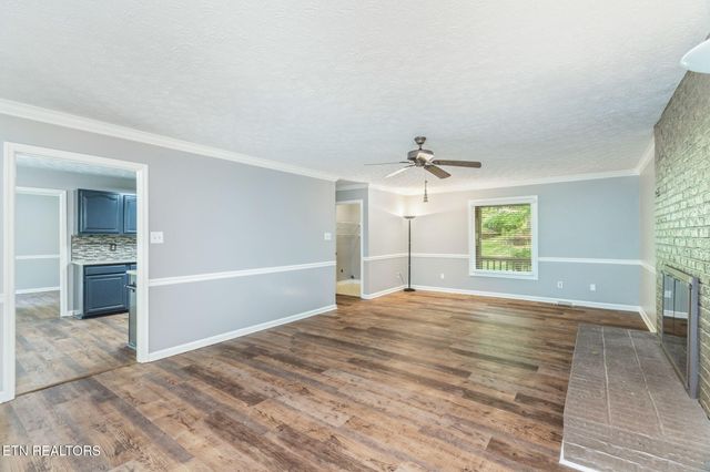 10921 Sallings Rd, Knoxville, TN 37922