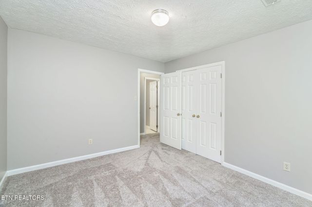 10921 Sallings Rd, Knoxville, TN 37922
