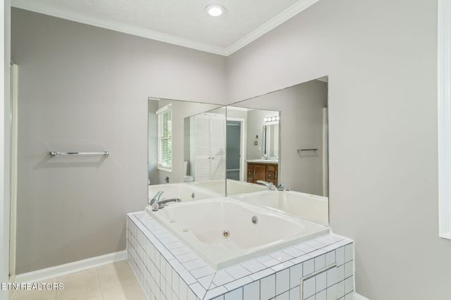 10921 Sallings Rd, Knoxville, TN 37922
