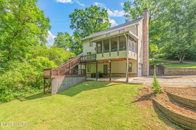 10921 Sallings Rd, Knoxville, TN 37922