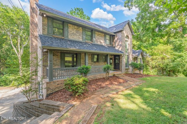 10921 Sallings Rd, Knoxville, TN 37922