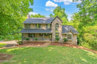 10921 Sallings Rd, Knoxville, TN 37922