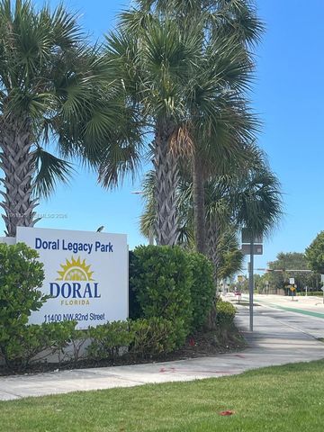 11201 NW 83rd St 203, Doral, FL 33178