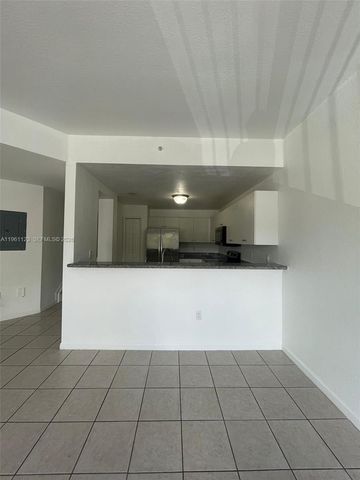 11201 NW 83rd St 203, Doral, FL 33178