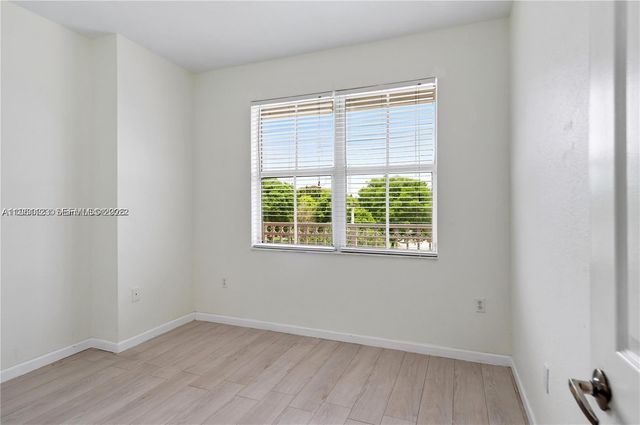 11201 NW 83rd St 203, Doral, FL 33178